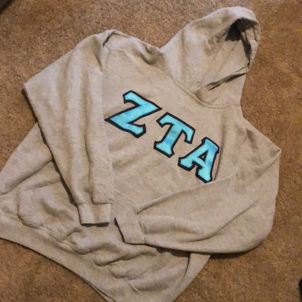 Gray ZTA embroidered sweatshirt size L